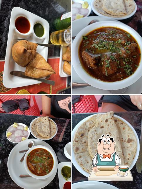 Samosa at Delhi cafe