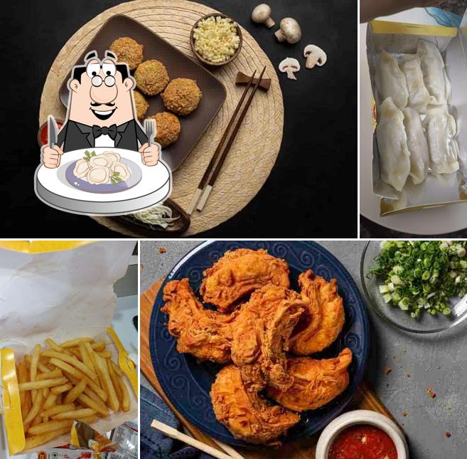 Dumplings at Zomoz - The Momo Company