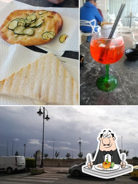 La cibo e esterno del ristorante