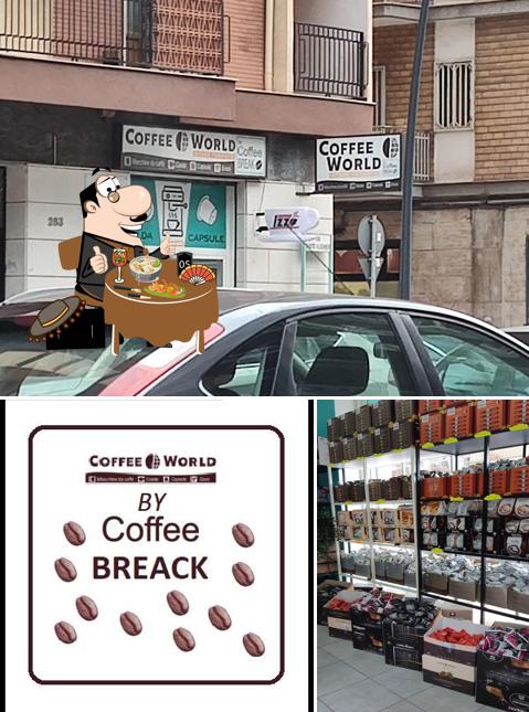La foto di cibo e esterno da Coffee World By Coffee Breack Caffe’ in Cialde e Capsule Bibite