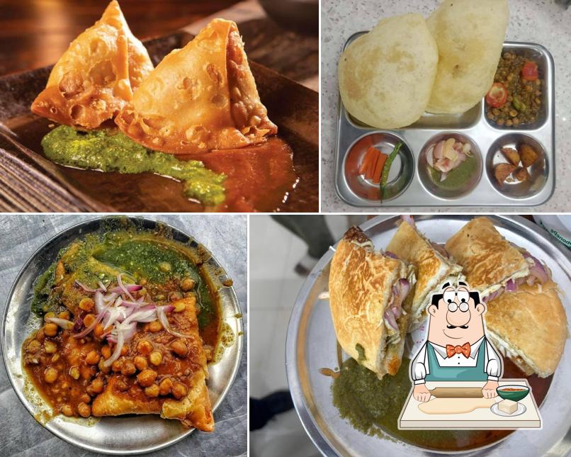 Samosa at Rawal Pindi Jammu Special Puri