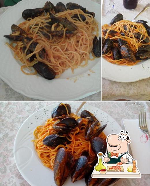 Ordina la cucina di mare a Affittacamere Ramina