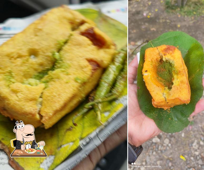 Food at Banne Kha k Bread Pakode