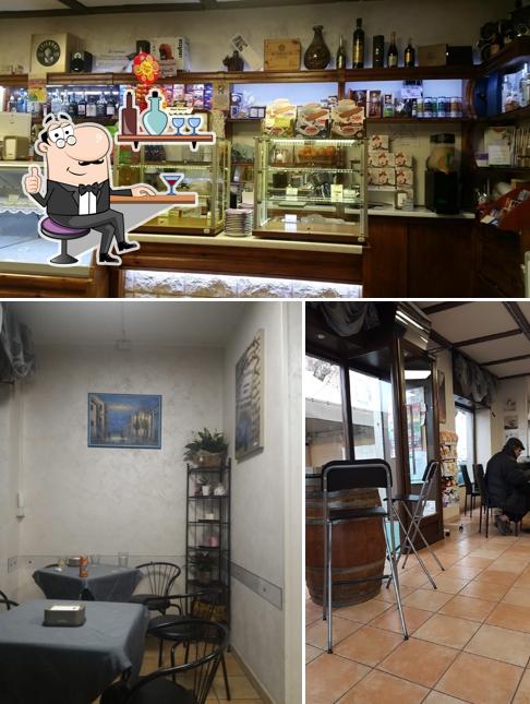 Dai un'occhiata agli interni di Bar Tea Rolando Debora