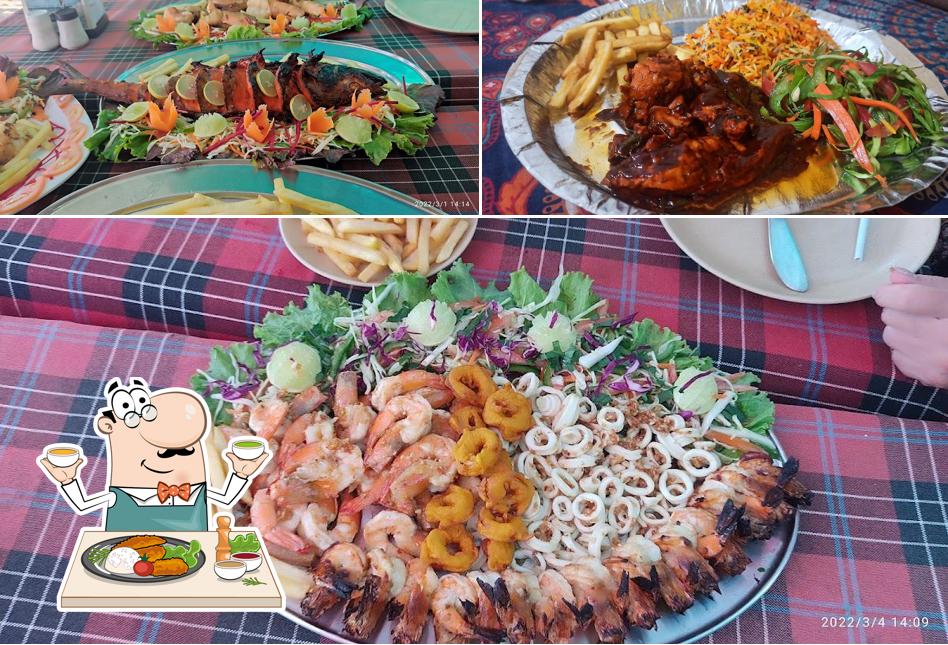 Food at Red Rock Arambol Beach