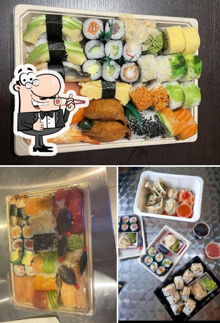 YUSHU- Sushi, Momo's & more