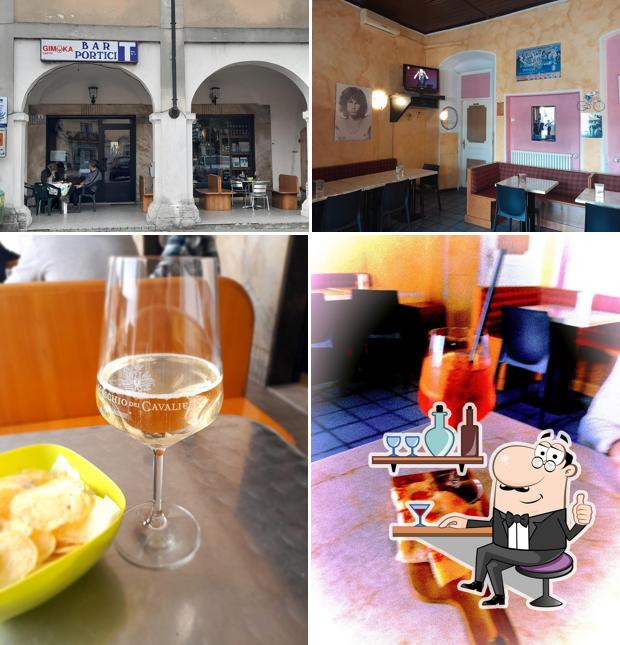 Bar Portici si caratterizza per la interni e cibo