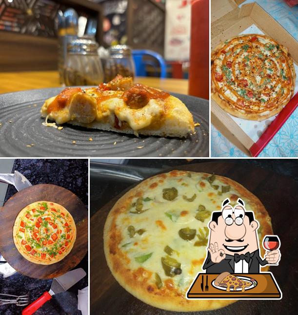 At Uncle John's Pizza Nagpur, you can get pizza