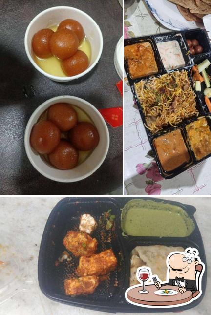 Food at UBQ-Meals,Thalis & Bowls