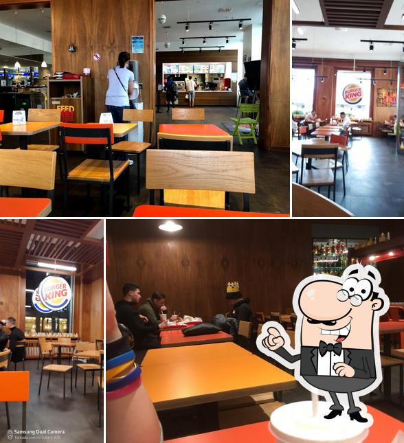 Siediti a un tavolo di Burger King
