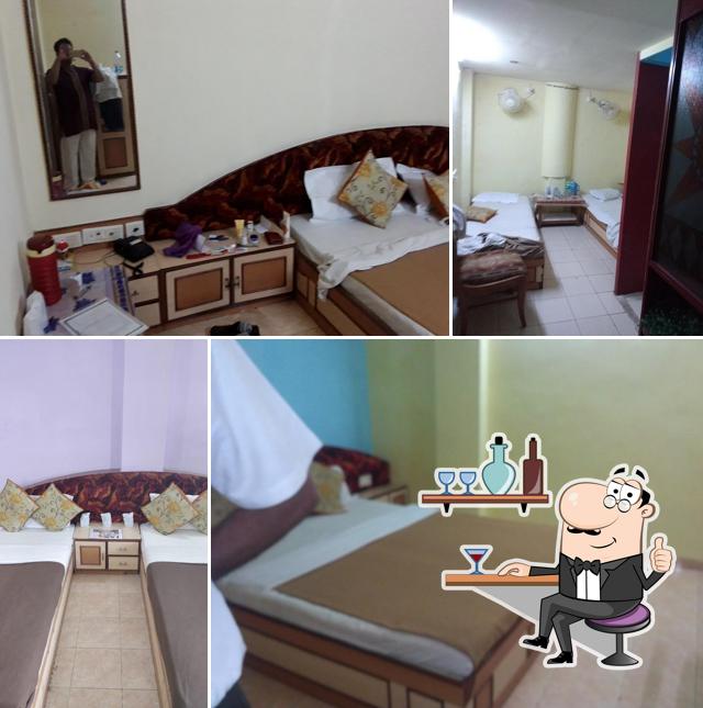 Hotel Damjis, Ahmedabad