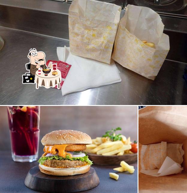Food at American Burger Cafe