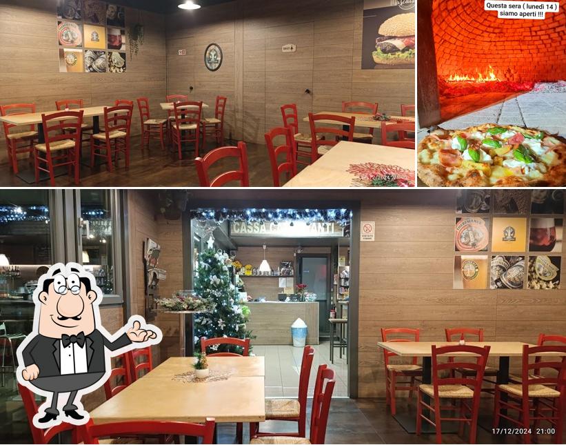 Tra le diverse cose da Mascalzone Bar & Food Paninoteca si possono trovare la interni e cibo