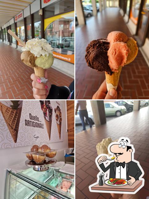 Platti al Gelateria Gioia