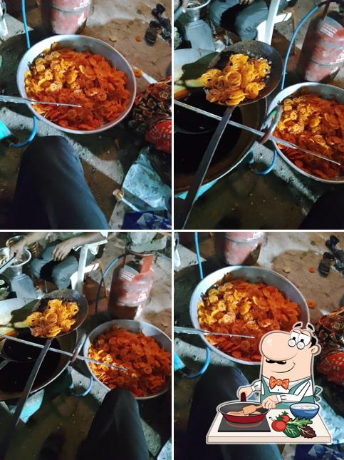 Chicken curry at Mukesh Maharaj Tiwari caterers