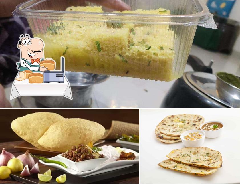 Garlic bread at Bikanervala