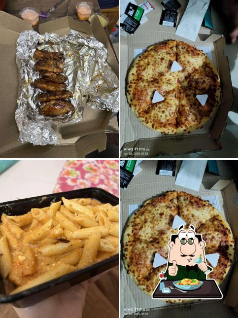 Macaroni and cheese at MOJO Pizza - 2X Toppings