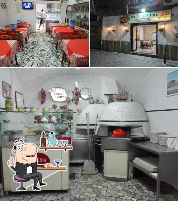 Dai un'occhiata agli interni di Pizzeria e Trattoria da Mimi