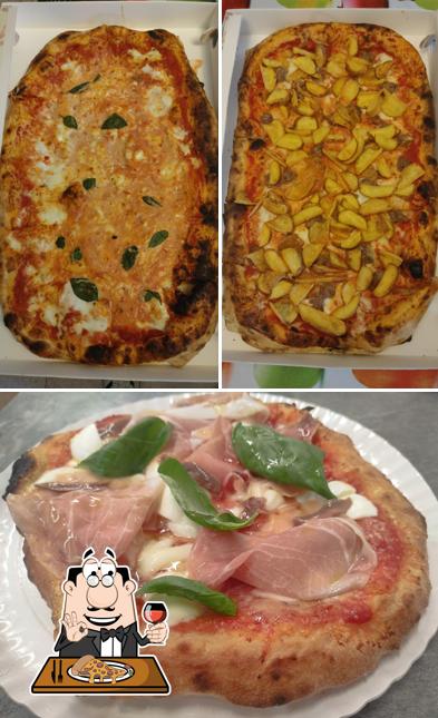 A Pizzeria la Regina 2, puoi assaggiare una bella pizza