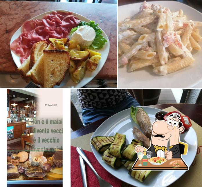 Platti al Prosciutteria Taverna Dei Baldi