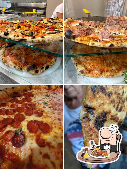 Ordina tra le svariate varianti di pizza