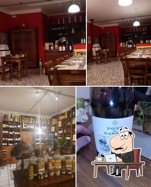 Gli interni di Trattoria La Bassa