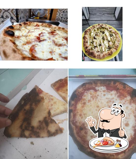 Ordina tra le molte varianti di pizza