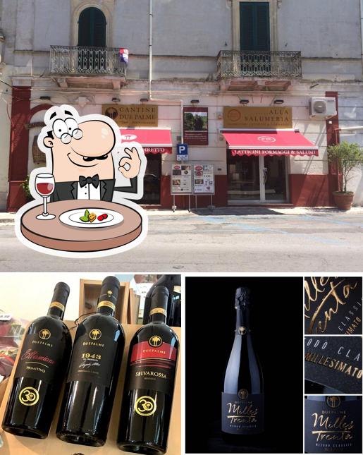 Guarda la immagine che presenta la cibo e esterno di Enoteca Mesagne di Giancarlo e Daniele De Cillis