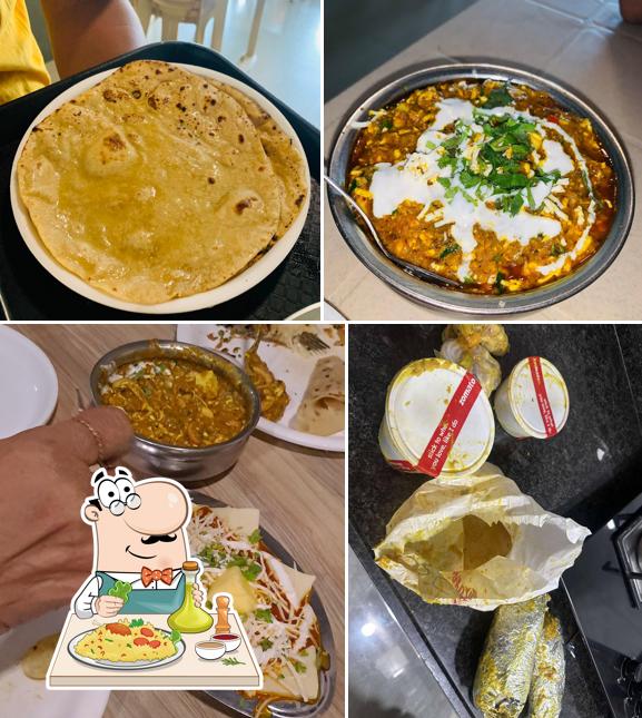 Food at SWAGAT CORNER