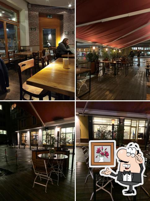 Siediti a un tavolo di Burgermeister Escherwyss ZÜRICH