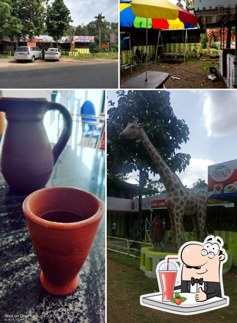 Giraffe Food Court