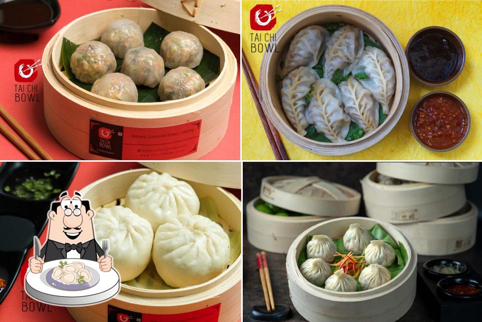 Dumplings at Tai Chi Bowl