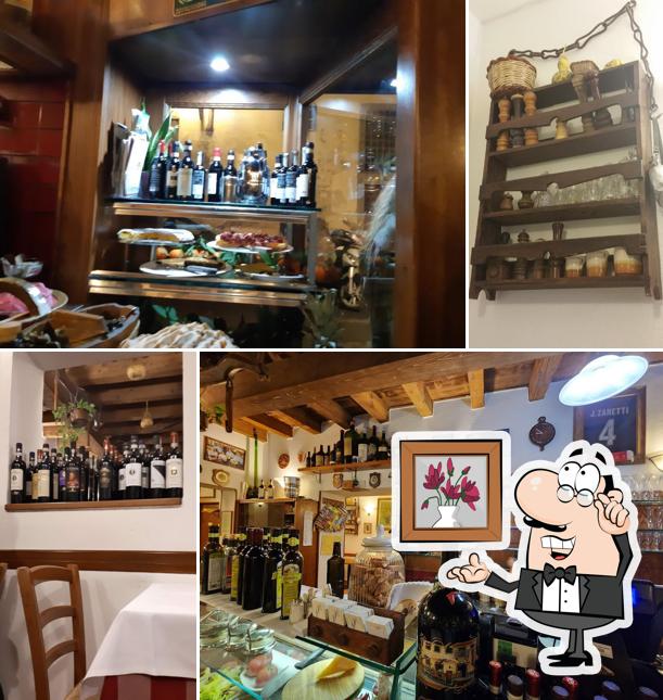 Gli interni di Trattoria Del Carmine