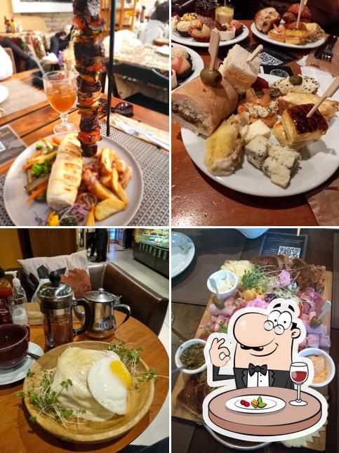 Comida em Leiteria 639