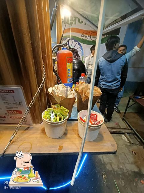 Food at Afy the blue wagon