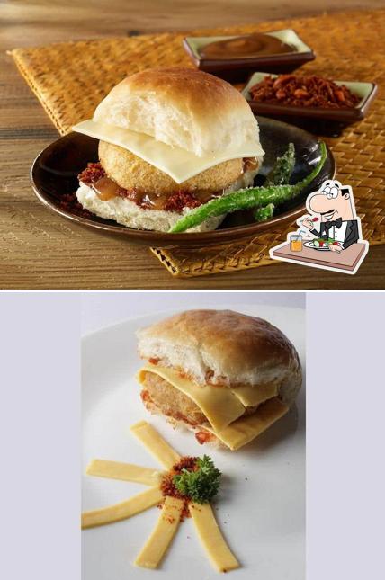 Food at Goli Vada Pav No. 1