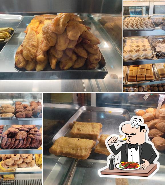 Food at Saravana's Coffee Shop and Bakery