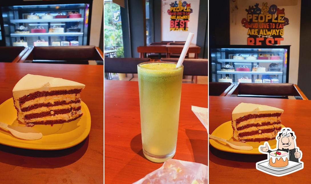 Carrot cake at Burger Paradise Iritty