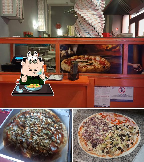 Cibo al Pizzeria la favola di borgo val di Taro Cibo al Pizzeria la favola di borgo val di Taro