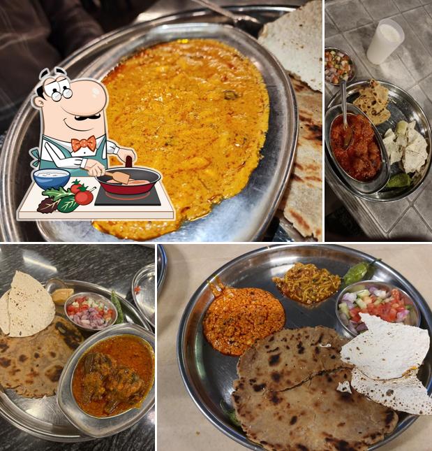 Chicken curry at Aai Shree MogalKrupa Restaurant (DAL BATI)