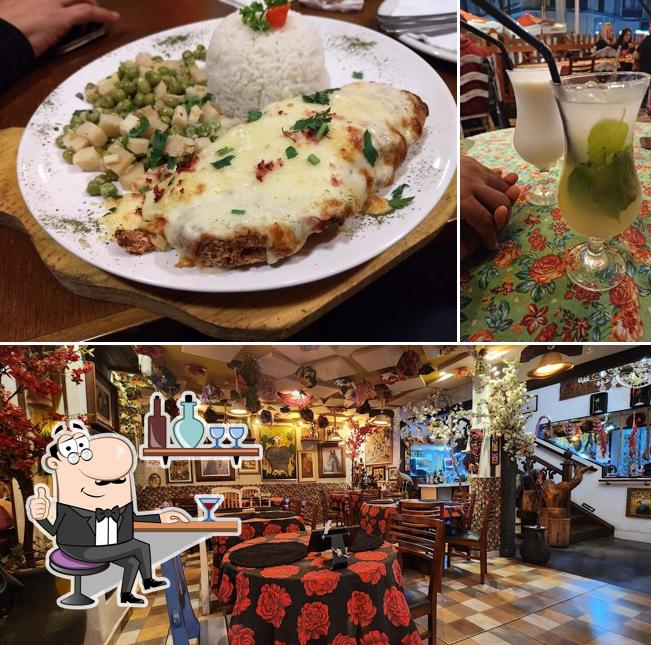 O interior do Dona Angola Restaurante e Pizzaria em Santos