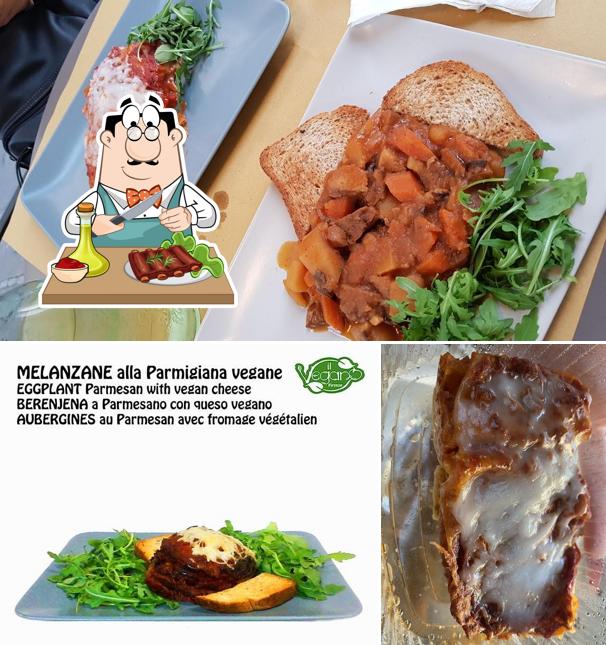 Ordina i un pasto a base di carne a Il Vegano Bistrot