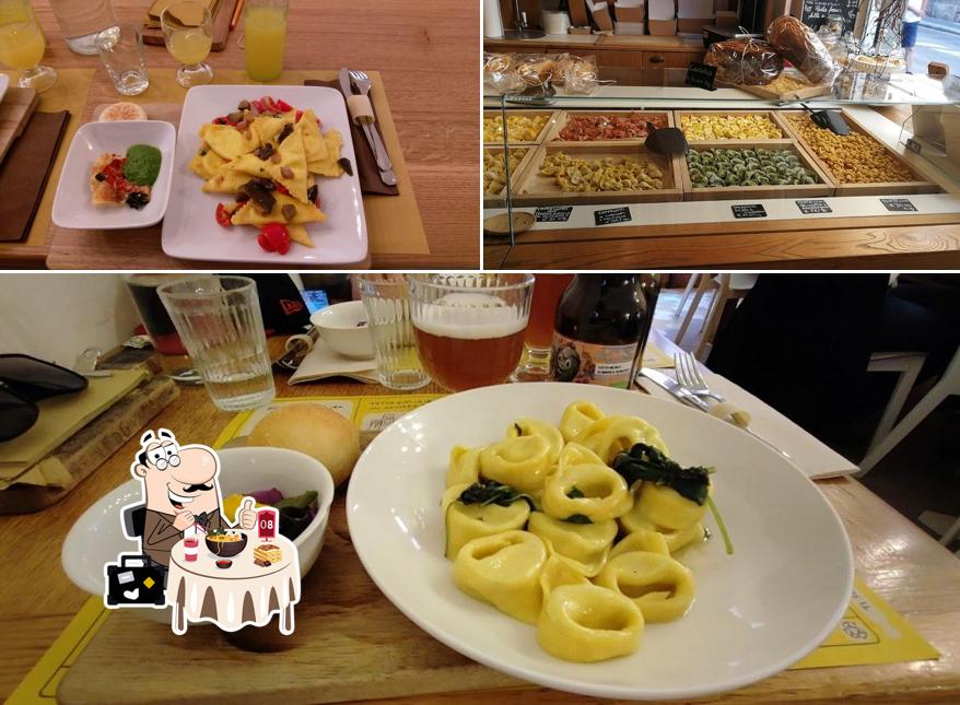 Cibo al Sfoglia Rina