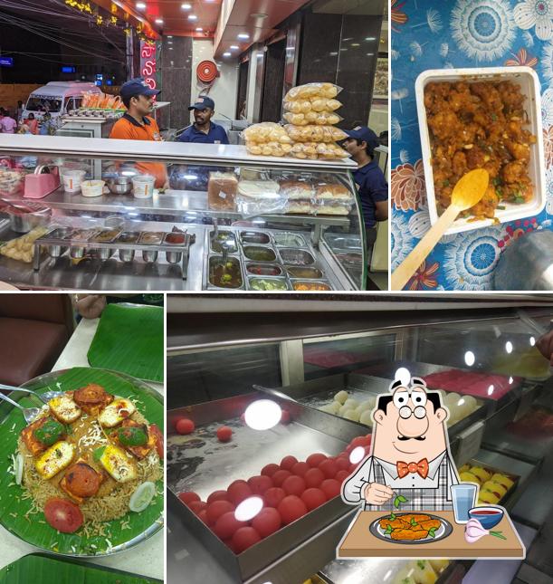 Chicken wings at Perambur Sri Srinivasa Sweets & Snacks