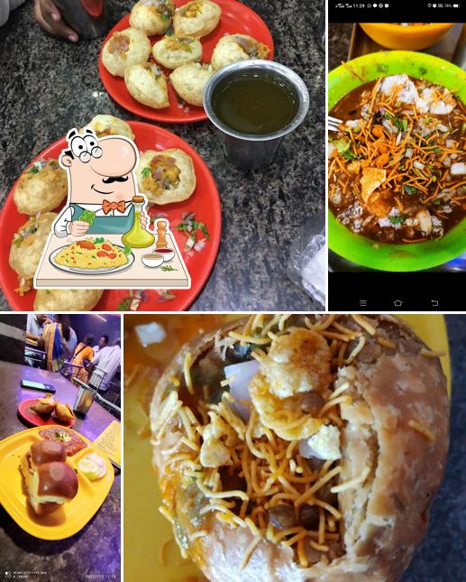 Food at Kanpur Chaat Corner