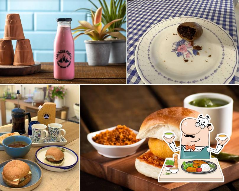 Food at Samosa Party Sector 56