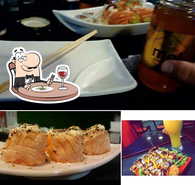 Entre diversos coisas, comida e bebida podem ser encontrados no Sushi Prime