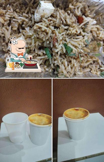 Fried rice at Cross Road Corner