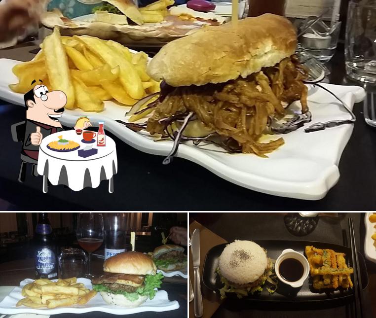 Prenditi un hamburger a Noah Pizzeria Hamburgeria