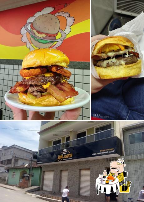 A imagem do Deveras Burguer’s comida e exterior
